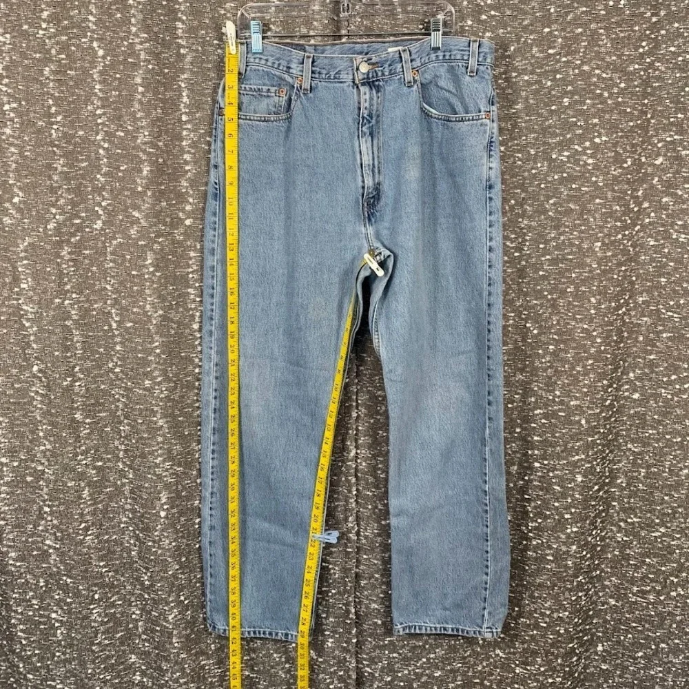 Levi's 505 Regular Fit Straight Leg Light Wash Denim Blue Jeans Men's 38x30‎